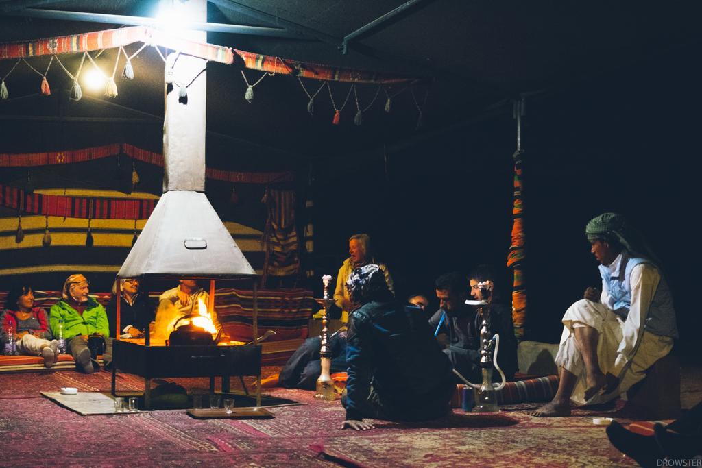 Mohammed Mutlak Camp Hotell Wadi Rum Exteriör bild