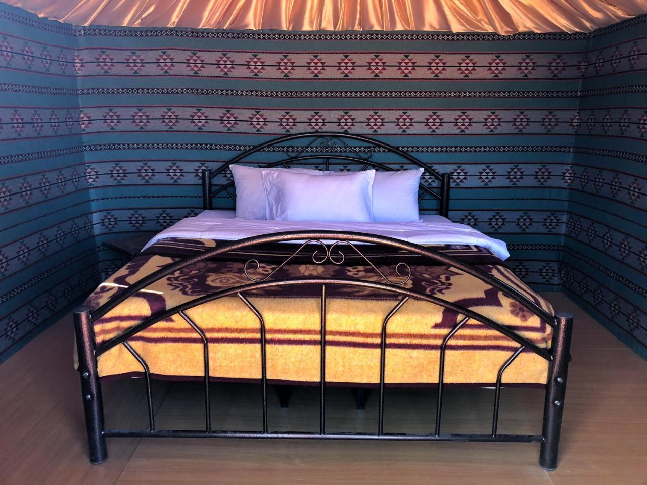 Mohammed Mutlak Camp Hotell Wadi Rum Exteriör bild