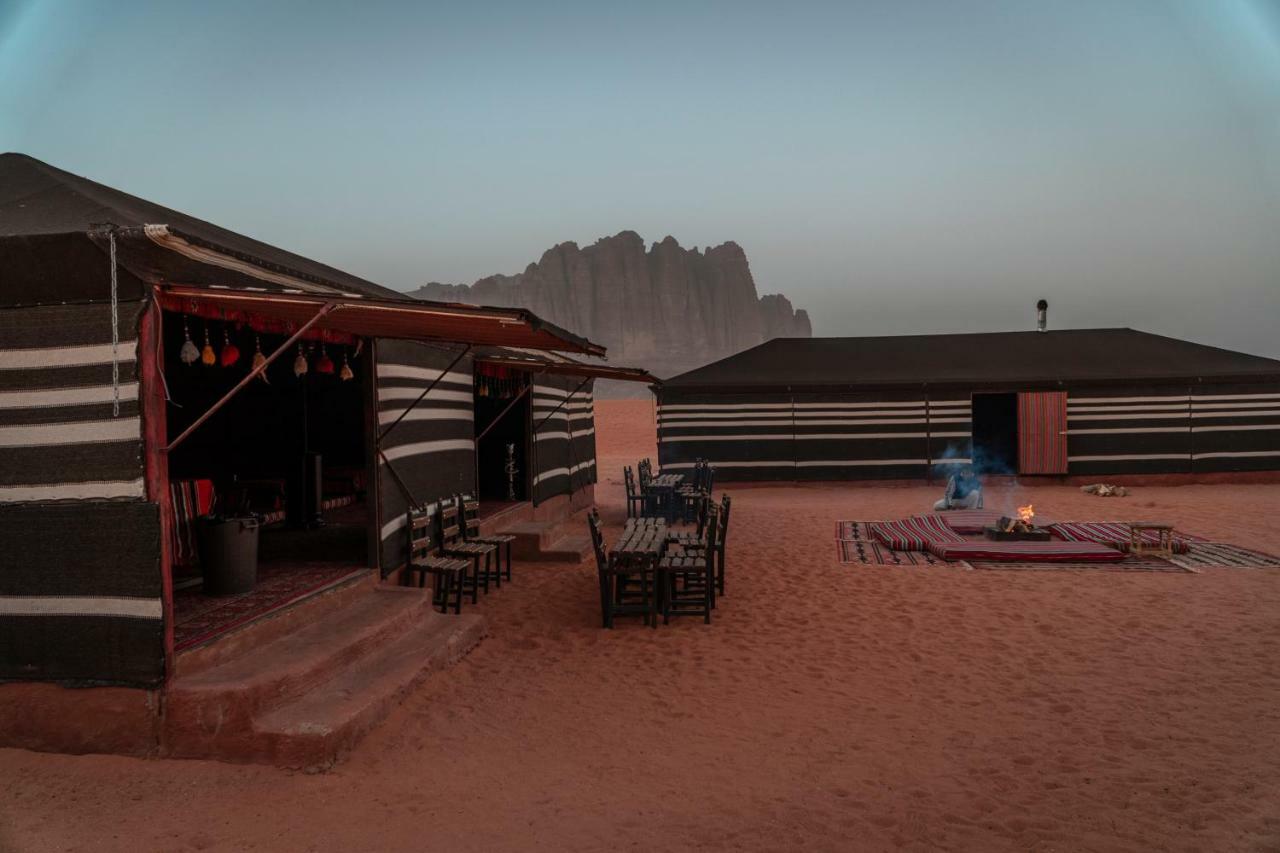 Mohammed Mutlak Camp Hotell Wadi Rum Exteriör bild