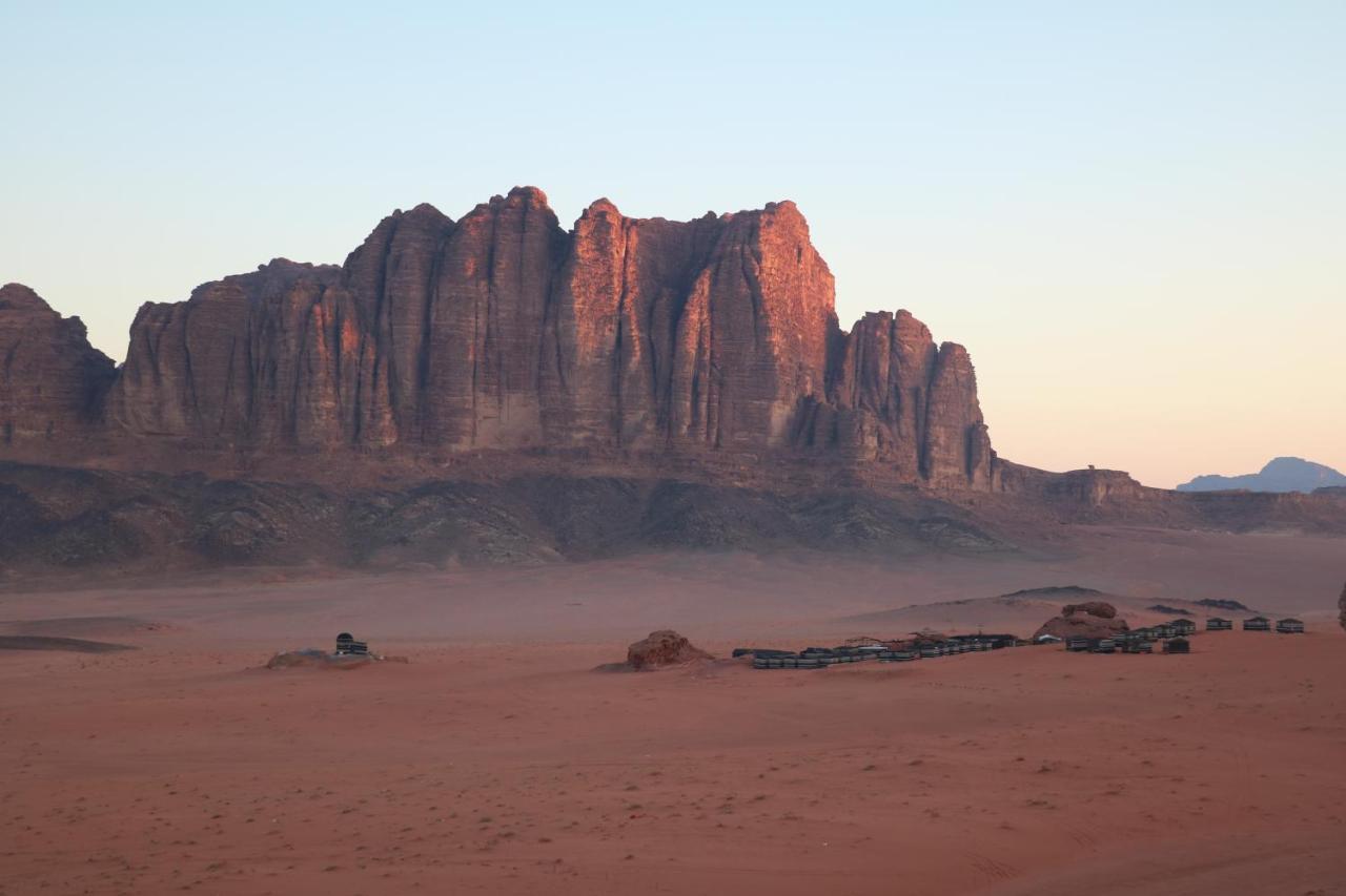 Mohammed Mutlak Camp Hotell Wadi Rum Exteriör bild